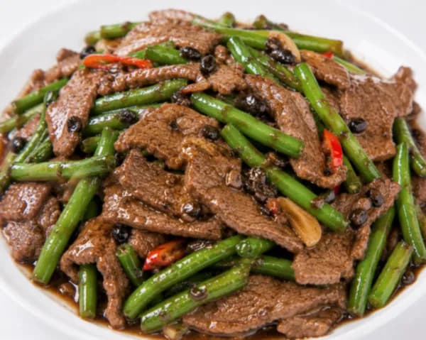Sliced Beef with Green Bean in Black Bean Sauce