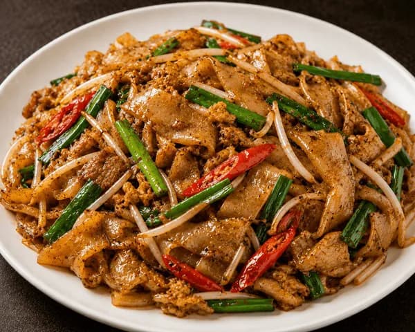 Stir-Fried Rice Noodles in Spicy Sauce